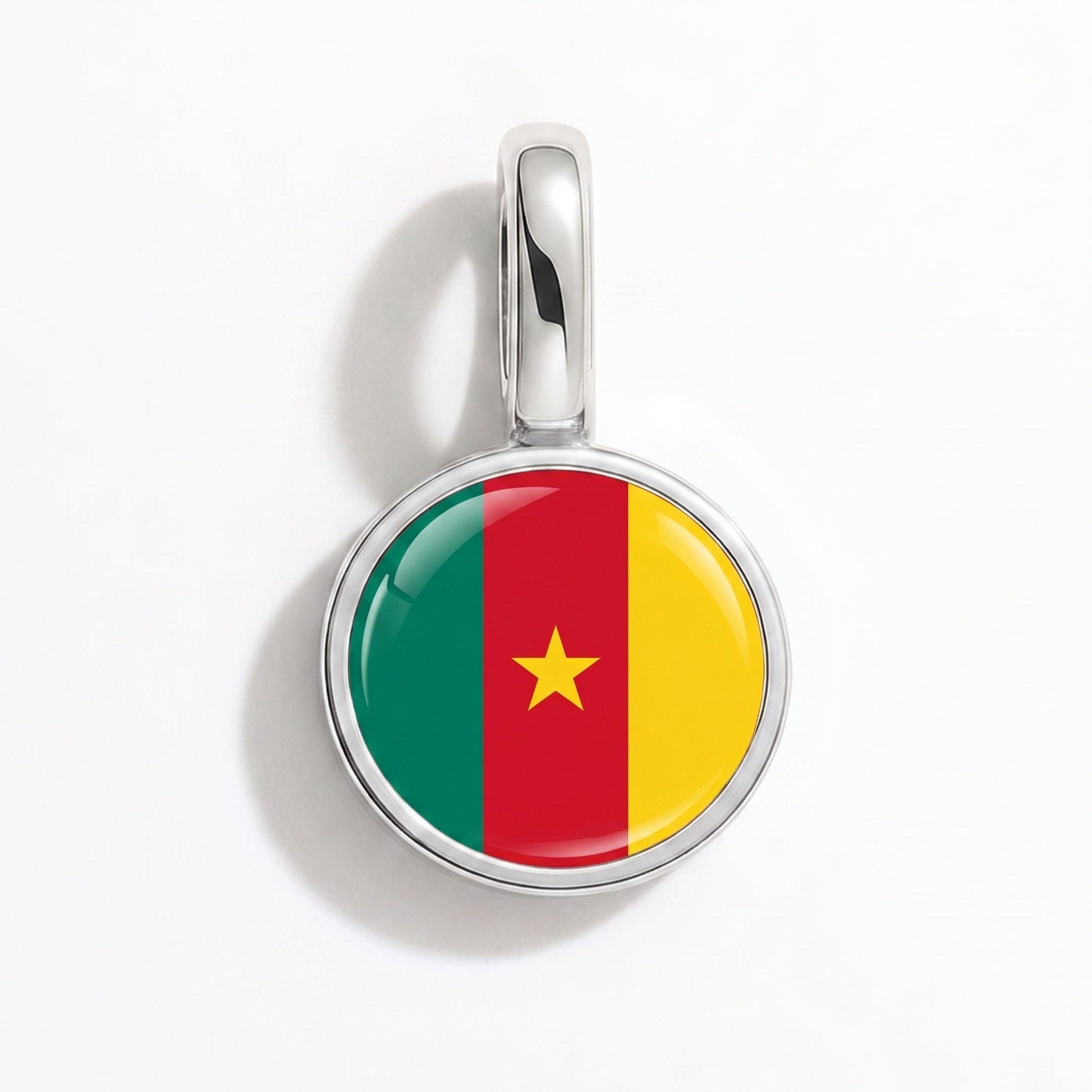Flag charm Cameroon – rectangular silver