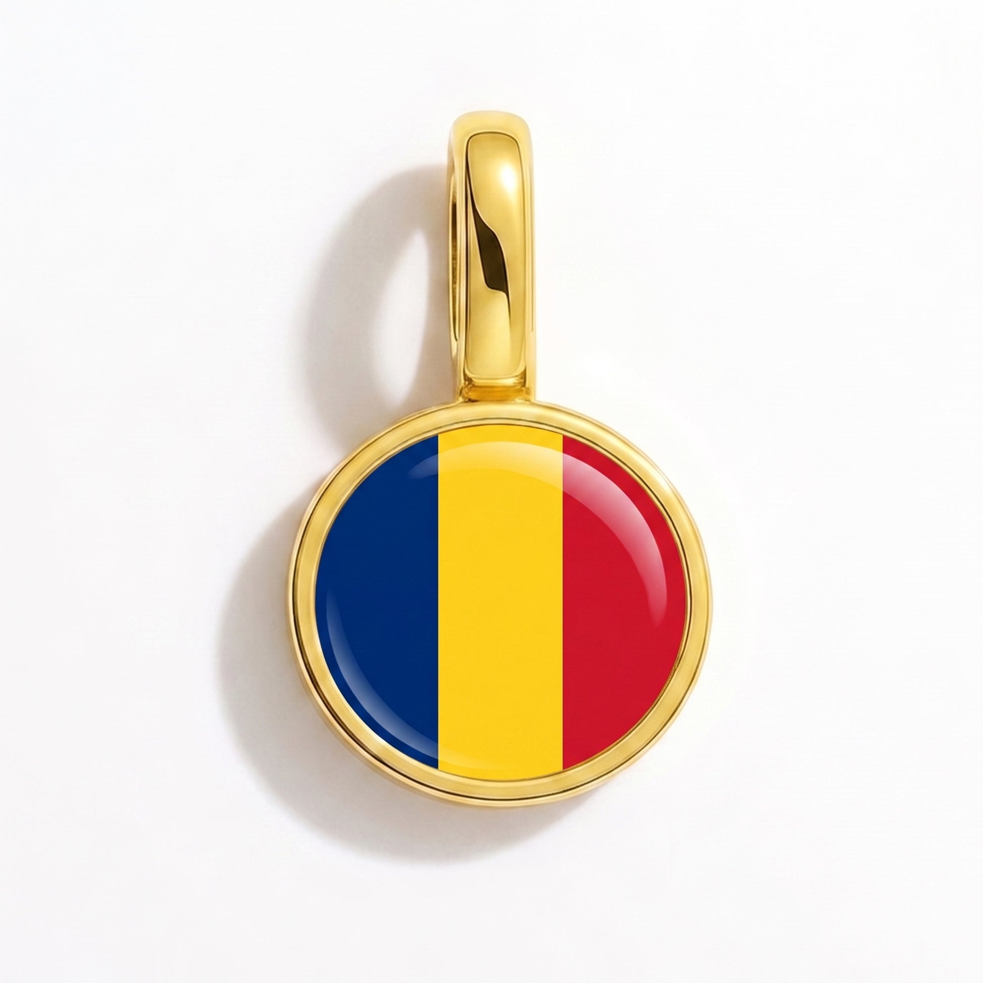 Flag charm Chad – round gold