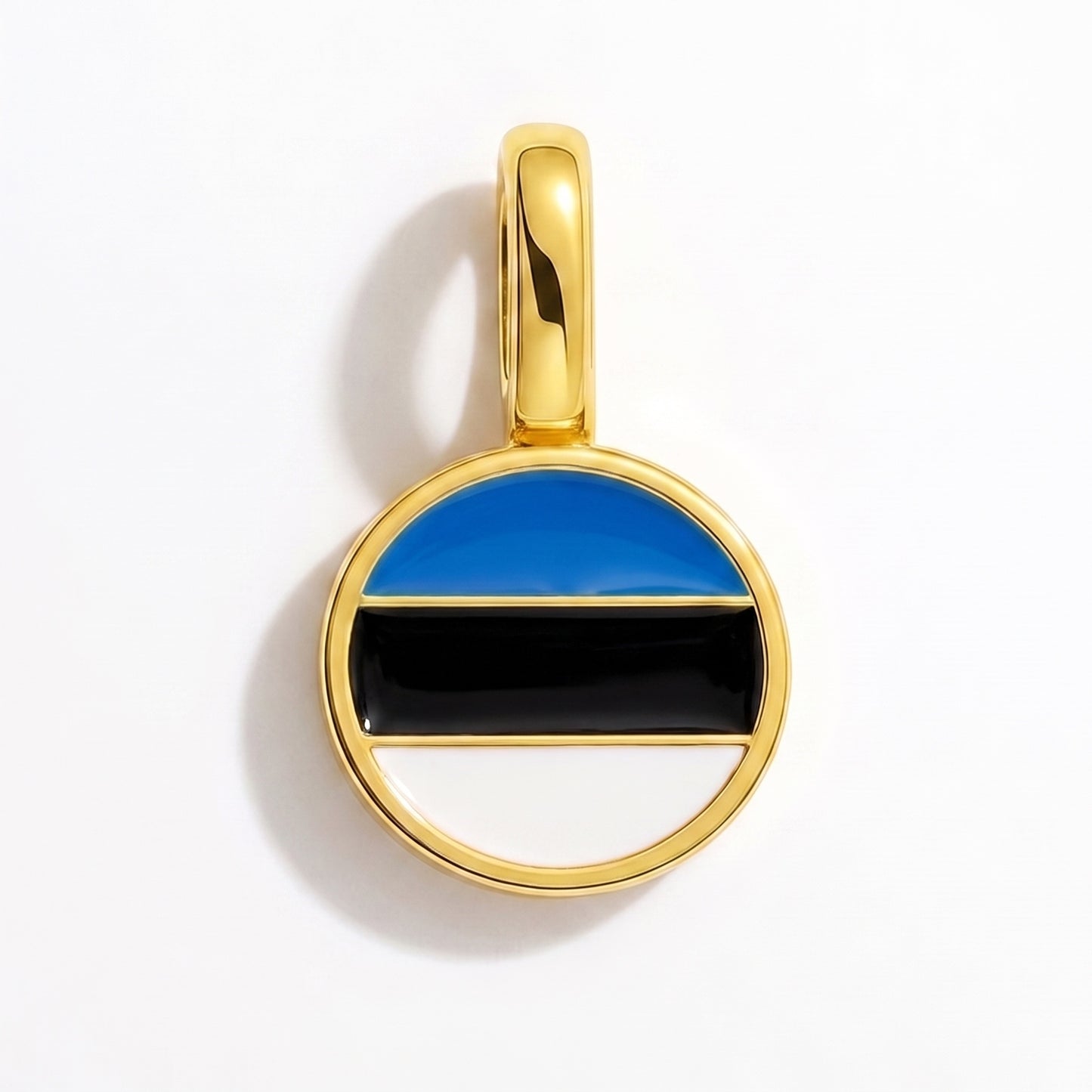 Flag charm Estonia – round gold