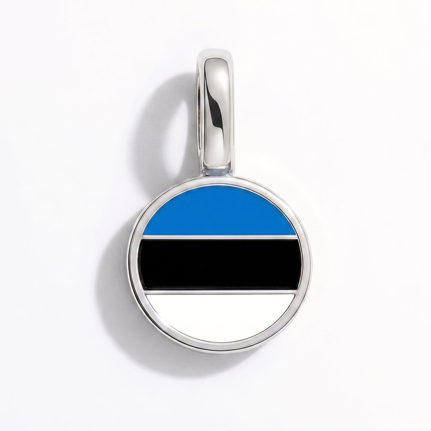 Flag charm Estonia – round silver
