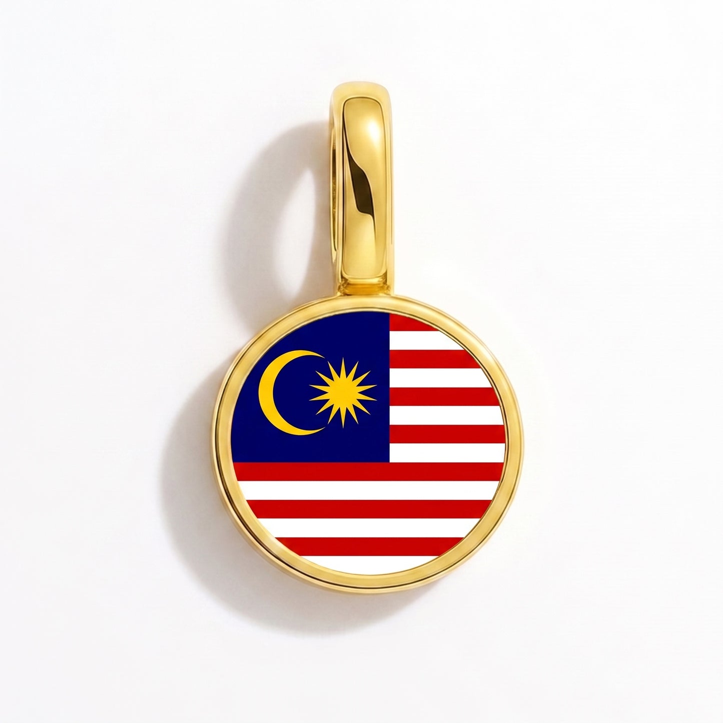 Flag charm Malaysia – round gold