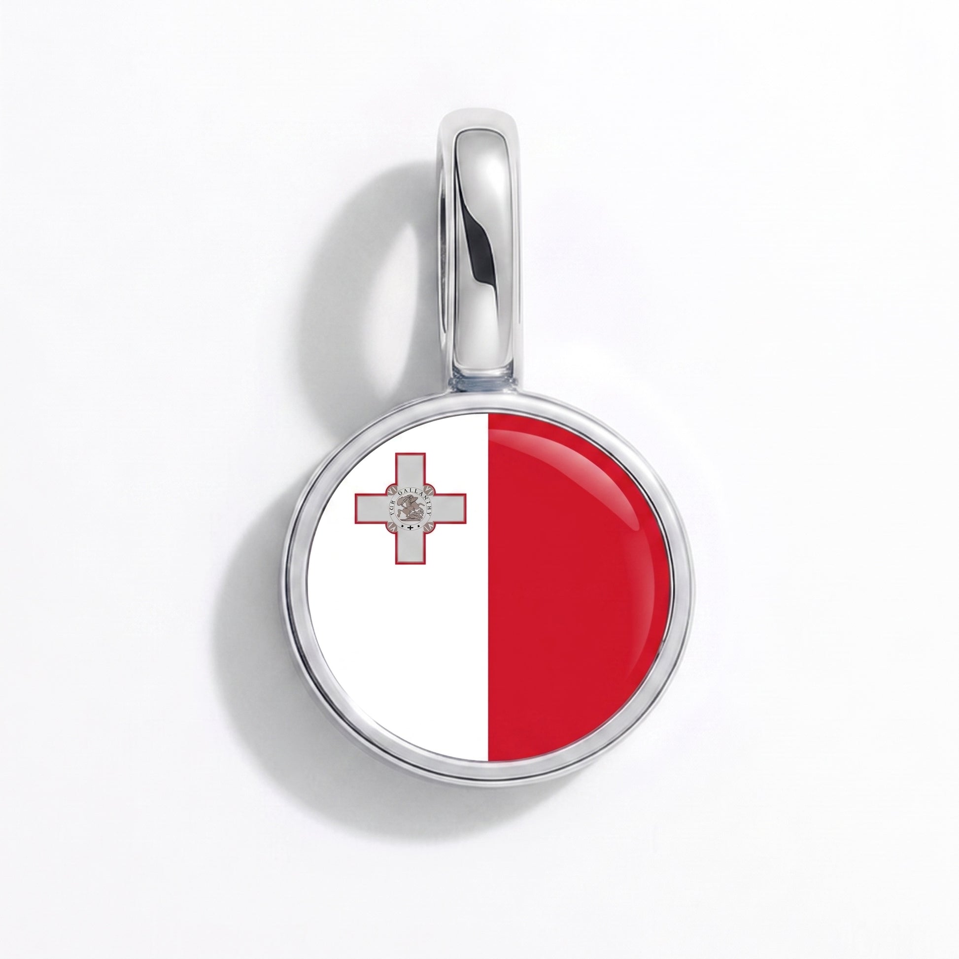 Flag charm Malta – round silver