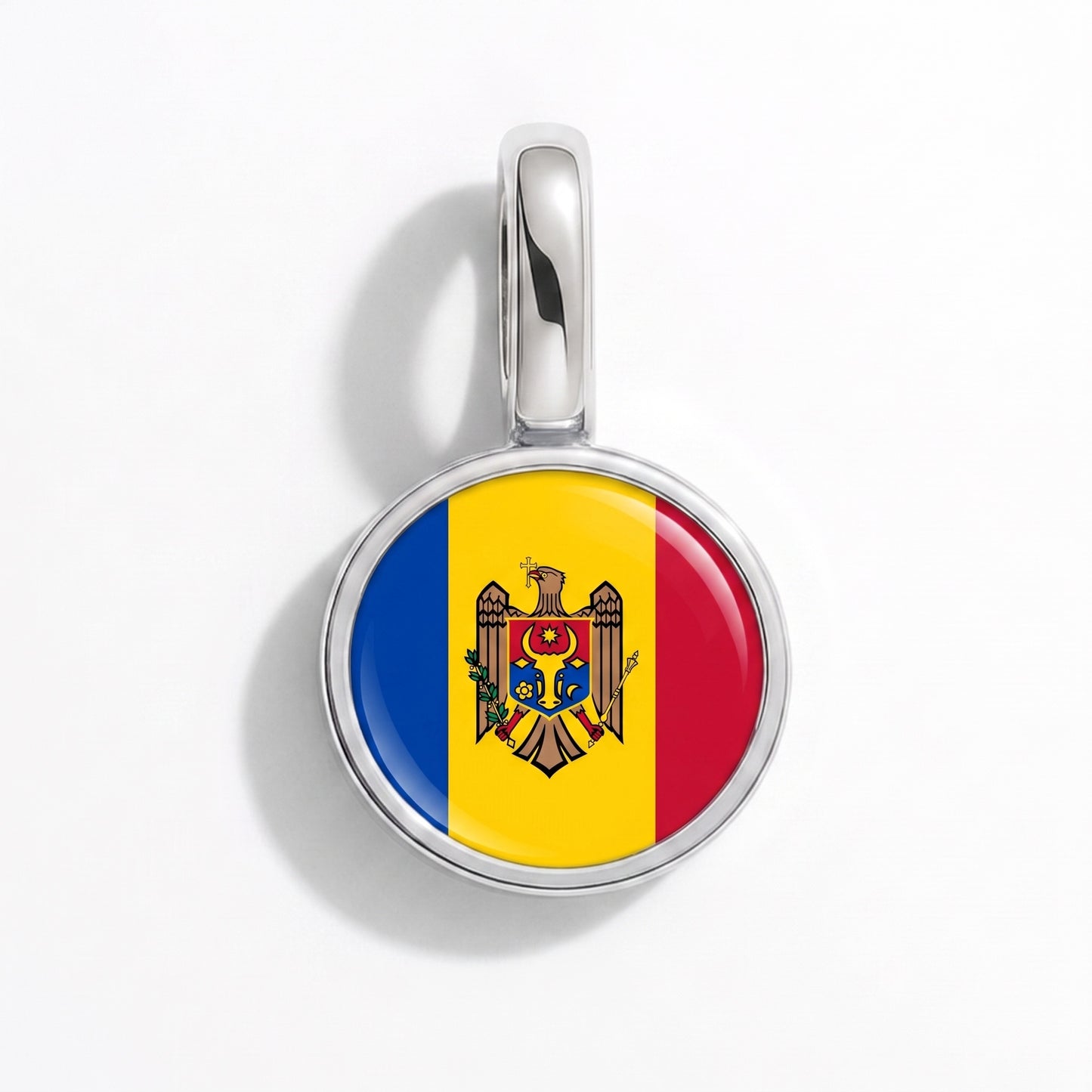 Flag charm Moldova – round silver