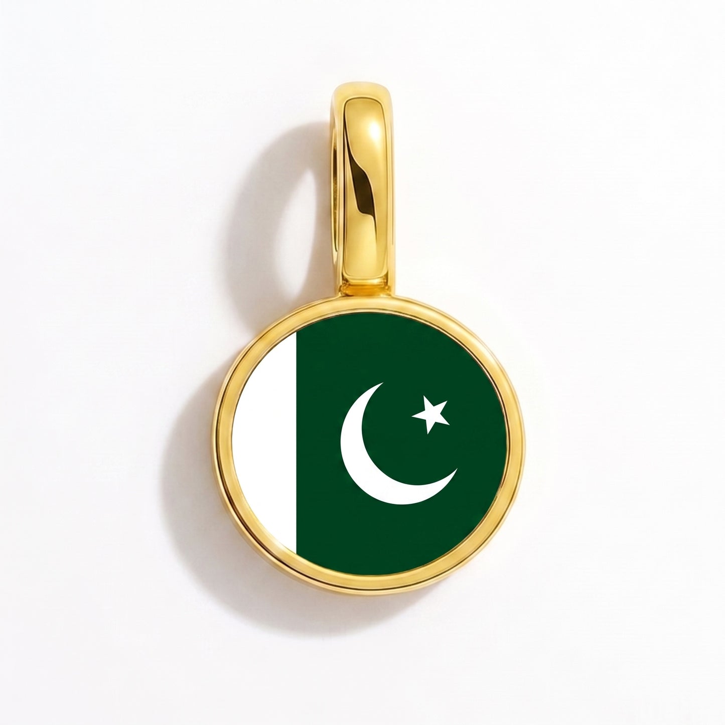 Flag charm Pakistan – round gold
