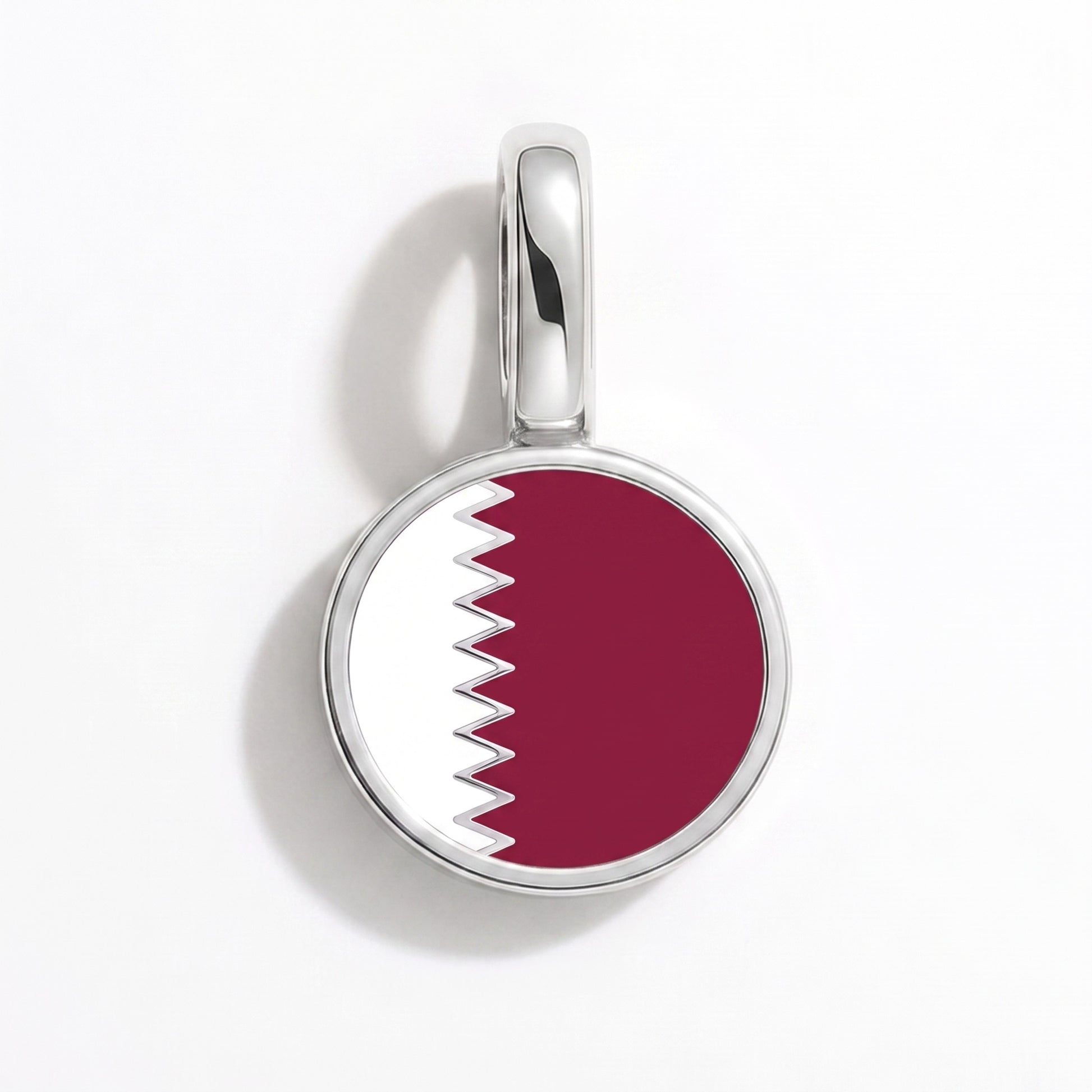 Flag charm Qatar – round silver