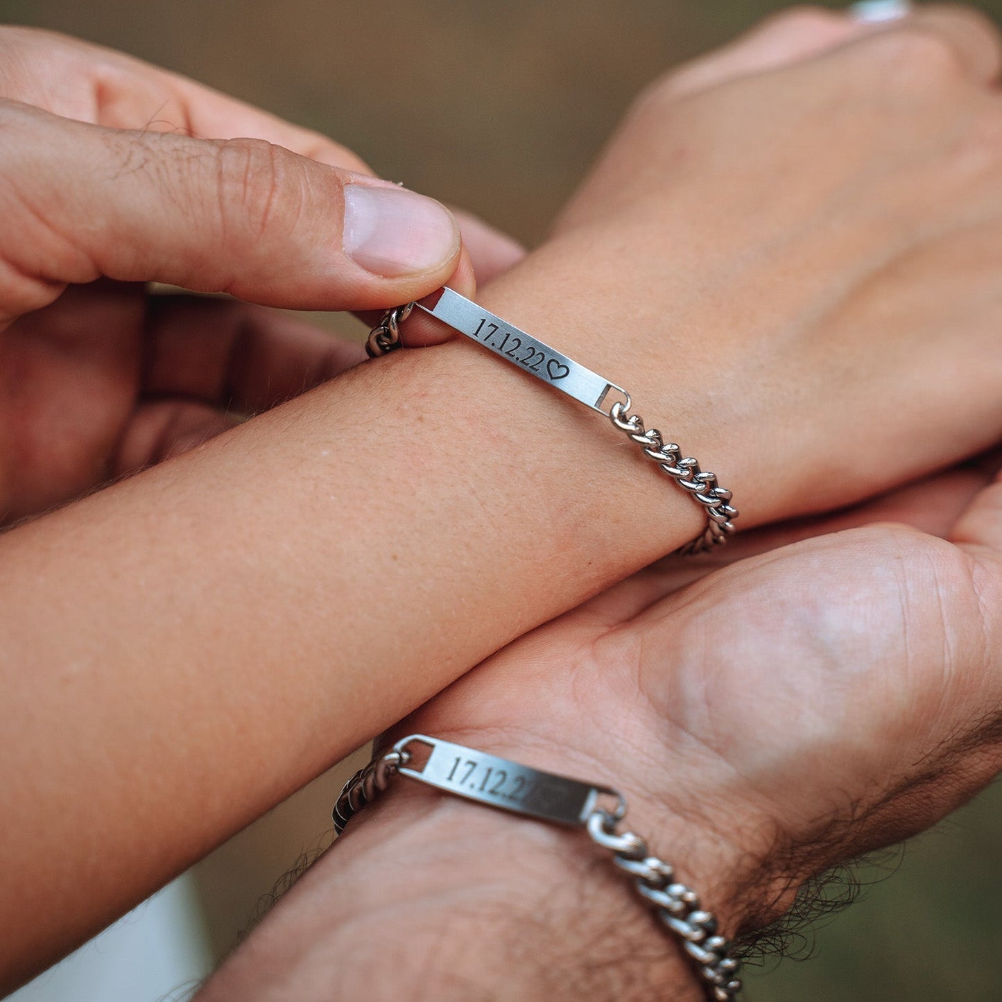 Partner bracelets with engraving