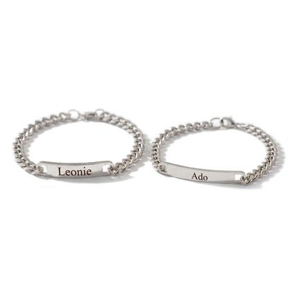 Partner bracelets with engraving