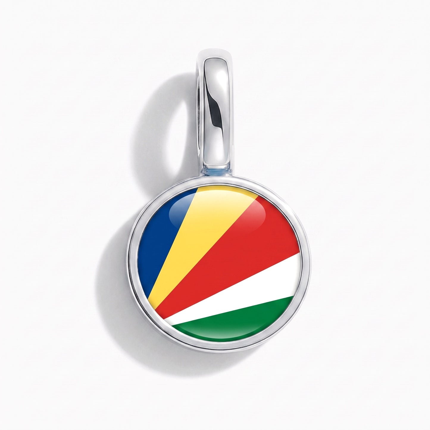 Flag charm Seychelles – round silver