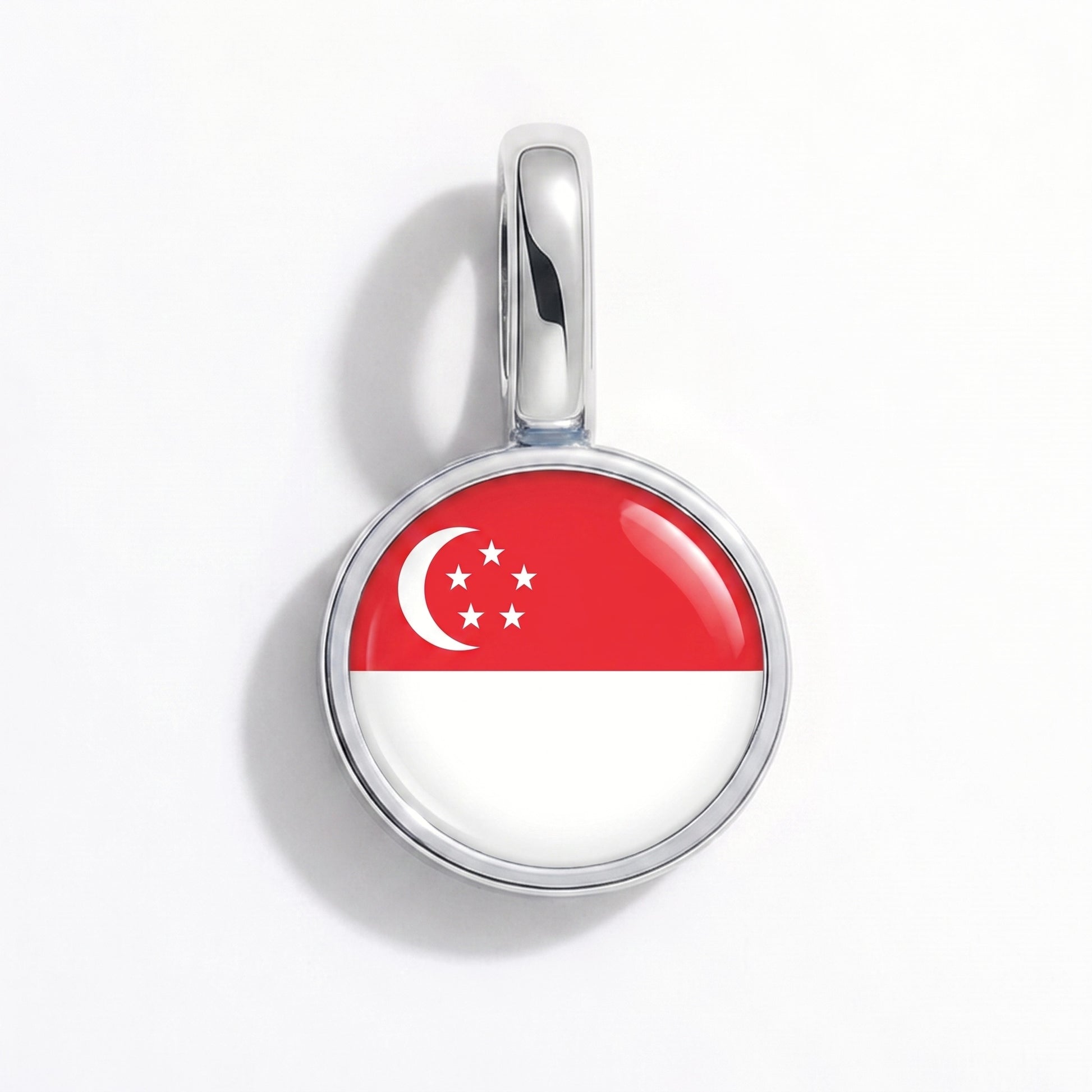 Flag charm Singapore – round silver