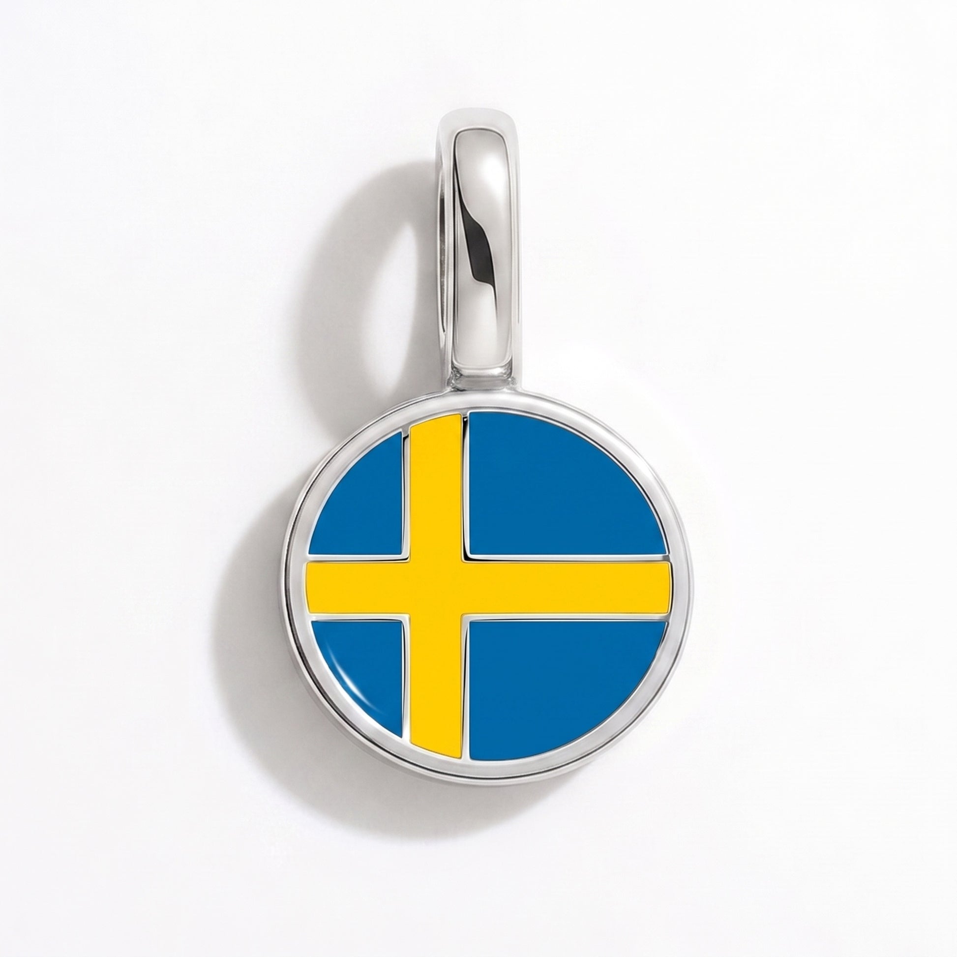 Flag charm Sweden – round silver