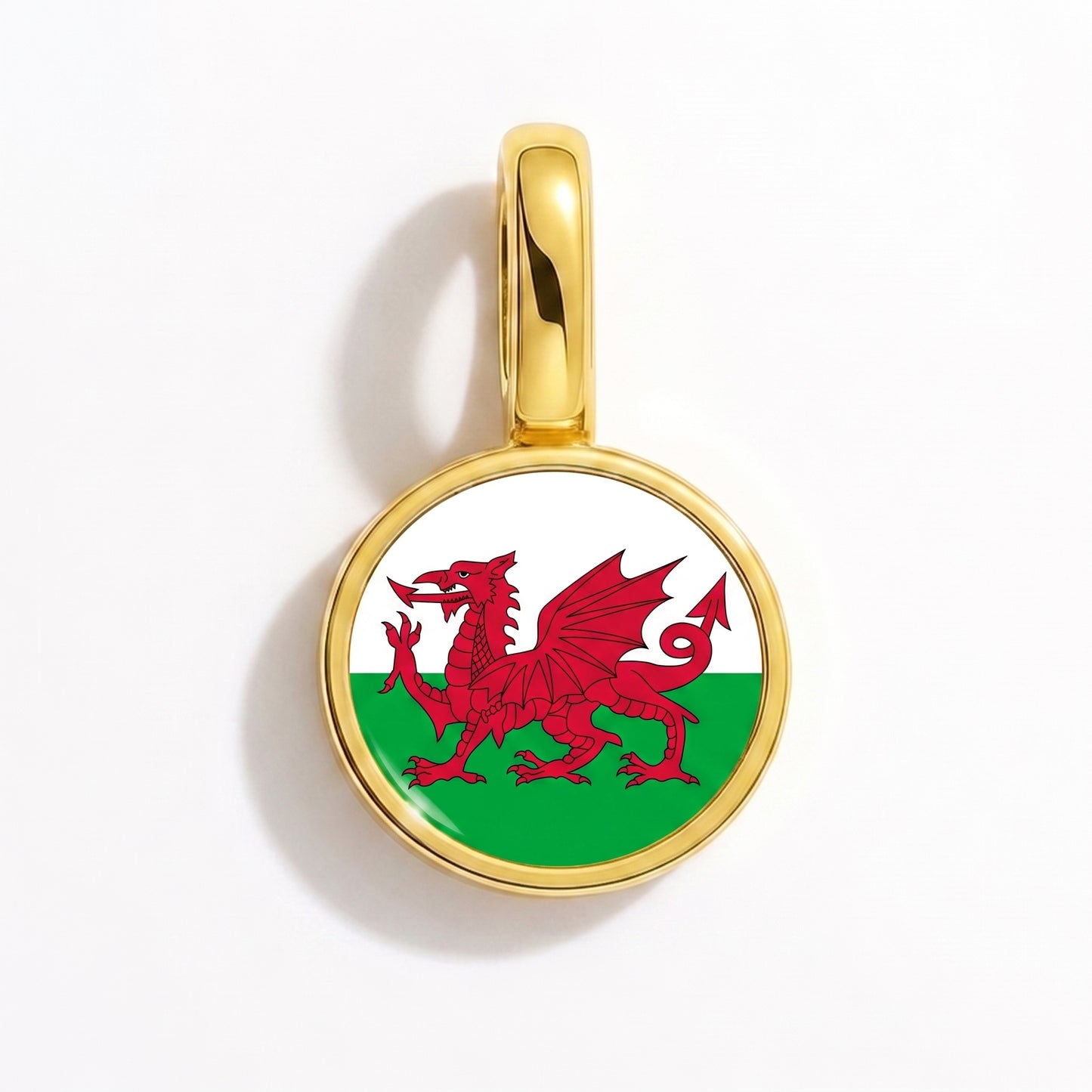 Flag charm Wales – round gold