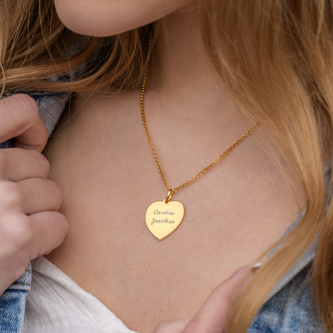 Heart necklace with personalized engraving